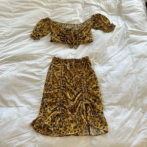 Cute floral 2 piece shirt set!